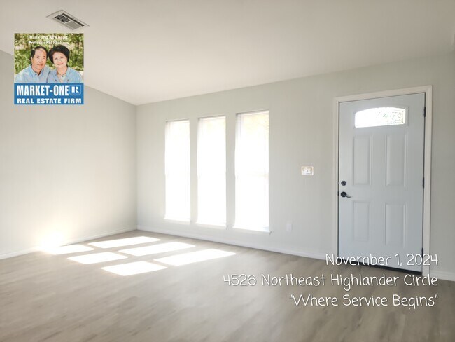 Building Photo - 4526 NE Highlander Cir