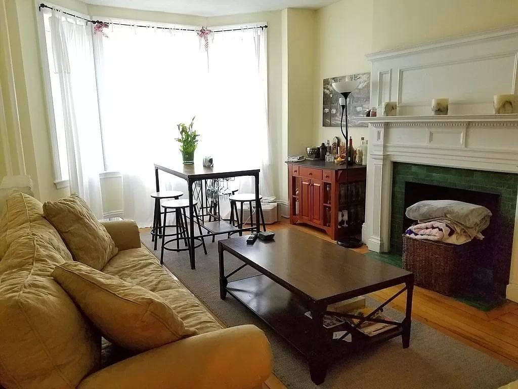 Foto principal - 14 Glenville Ave