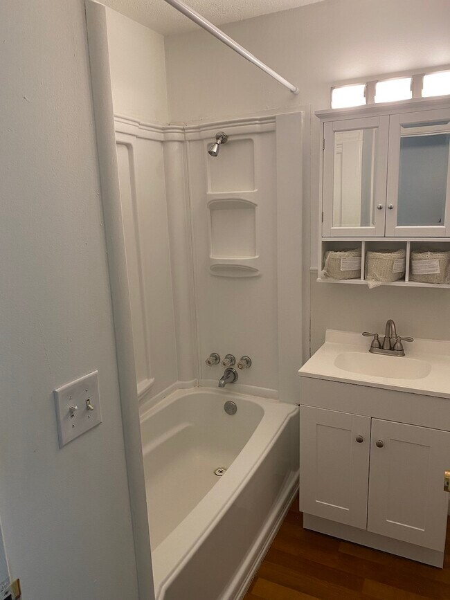 Building Photo - 1387 Arrowhead Trl