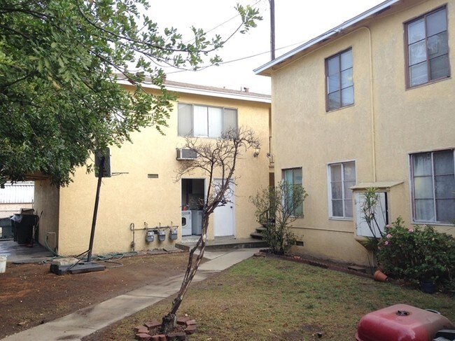 Building Photo - 2227-2233 Hendricks Ave