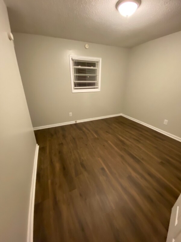 103 McKellar Hill Unit A, Greenwood, SC 29649 Room for Rent in