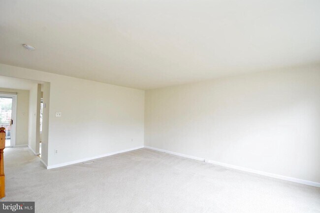 Foto del edificio - 6603 Briarleigh Way