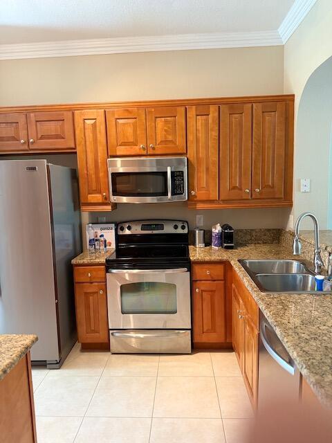 Building Photo - 3500 Oaks Clubhouse Dr
