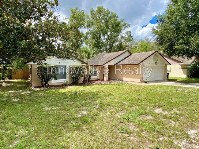 Building Photo - 6400 Lake Horseshoe Dr