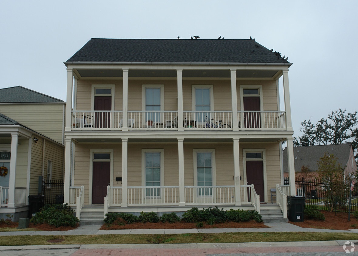 1801 Chippewa St Park, New Orleans, LA 70130 Apartments in New