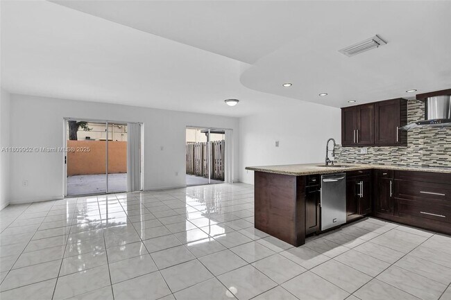 Foto del edificio - 13763 SW 160th St
