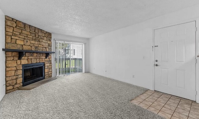 Building Photo - 14493 E Jewell Ave