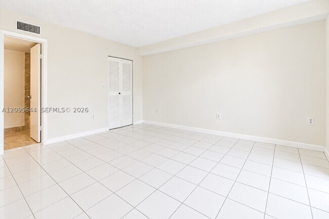 Foto del edificio - 11750 SW 18th St