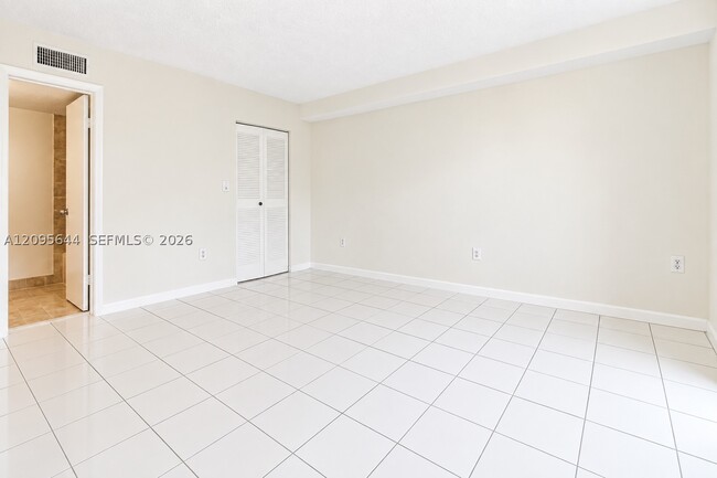 Building Photo - 11750 SW 18th St