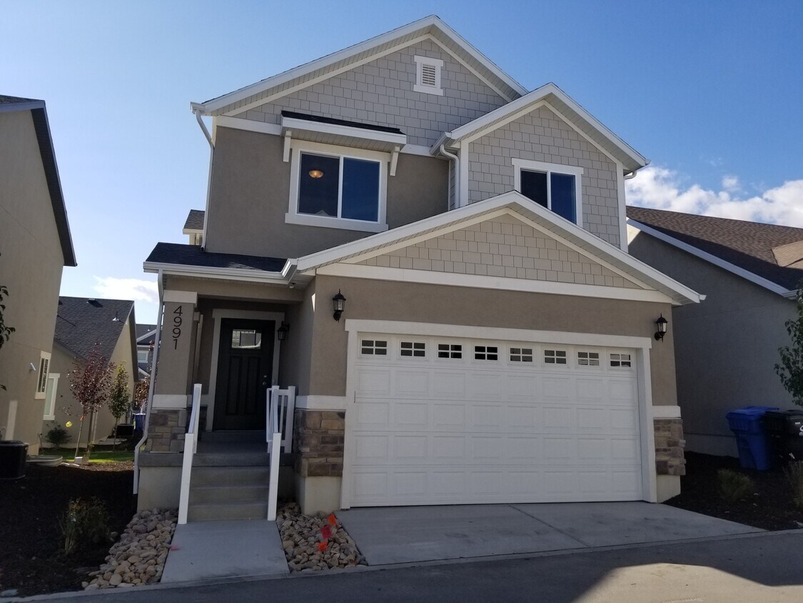 New Home at Horizon Heights in Herriman House Rental in Herriman, UT
