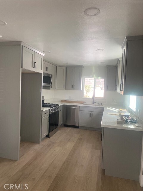 Foto principal - 3967 Ellis St