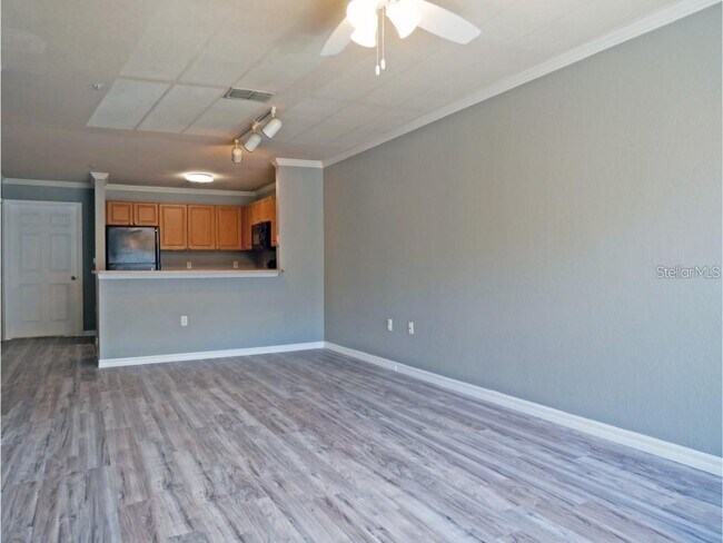 Building Photo - 5560 Rosehill Rd
