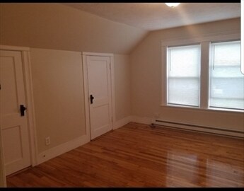 Foto del edificio - 1060 Pleasant St
