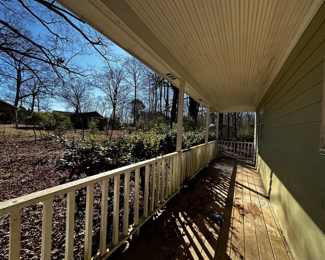 Photo - Leasing for Immediate Move-In! House