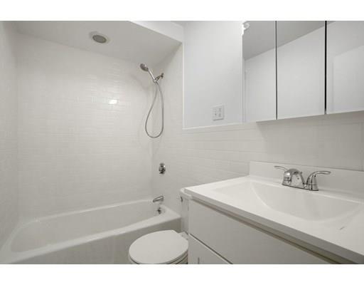 Building Photo - 263 Clarendon St