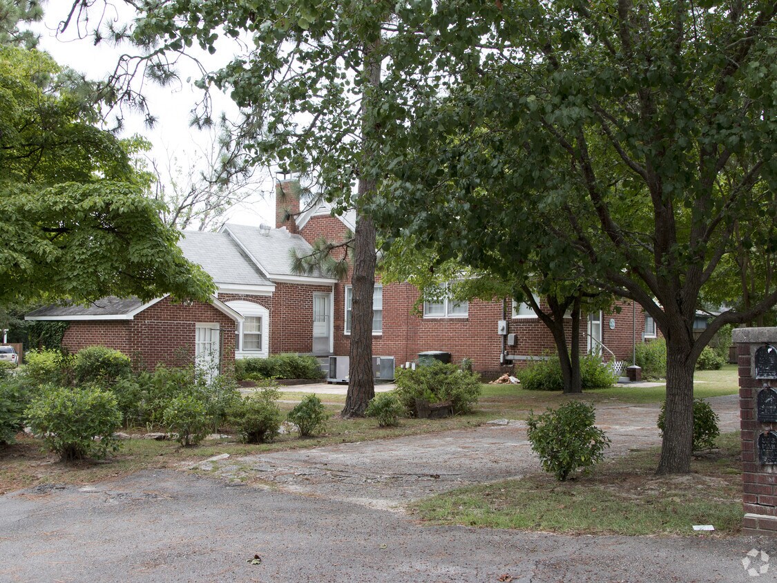 Foto principal - 3940 Gill St
