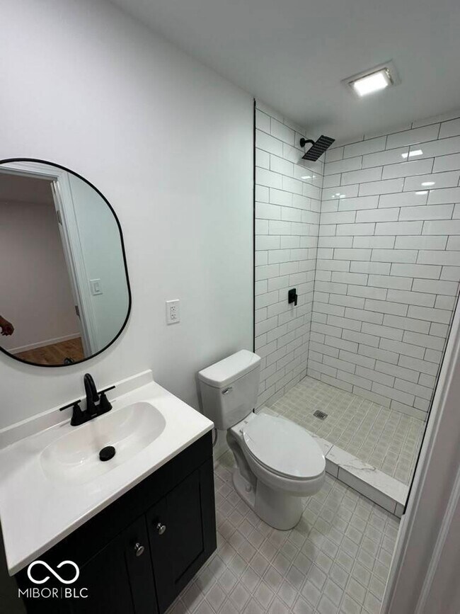 Building Photo - 1007 S Rybolt Ave