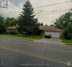 Building Photo - 270 Sarnia Rd