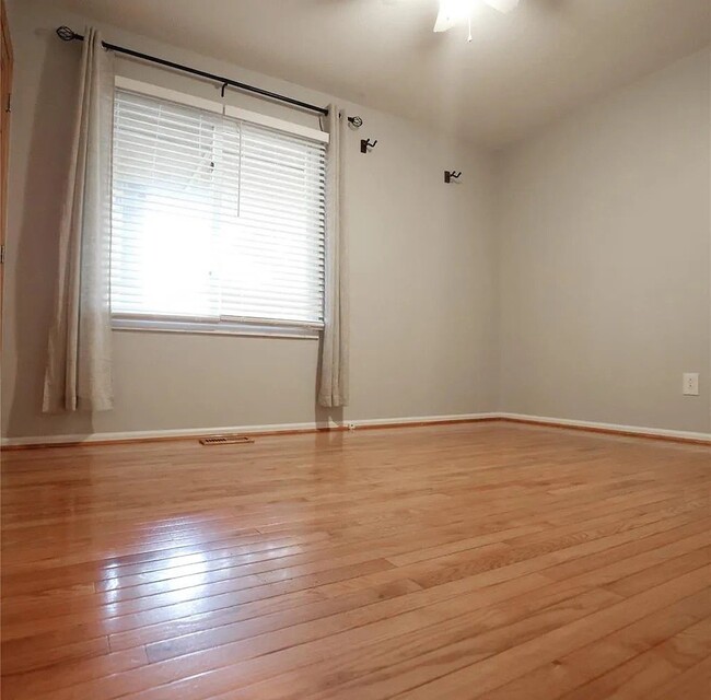 Building Photo - 5516 Brookwood Ln