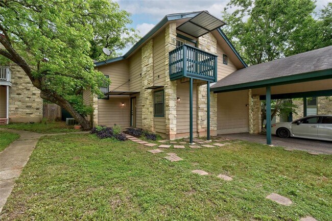 Building Photo - 1800 Cinnamon Path