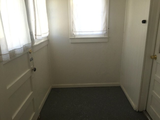 Building Photo - 4484 Tennyson St