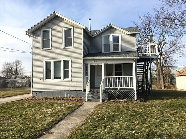 Building Photo - 339 Woodlawn Ave