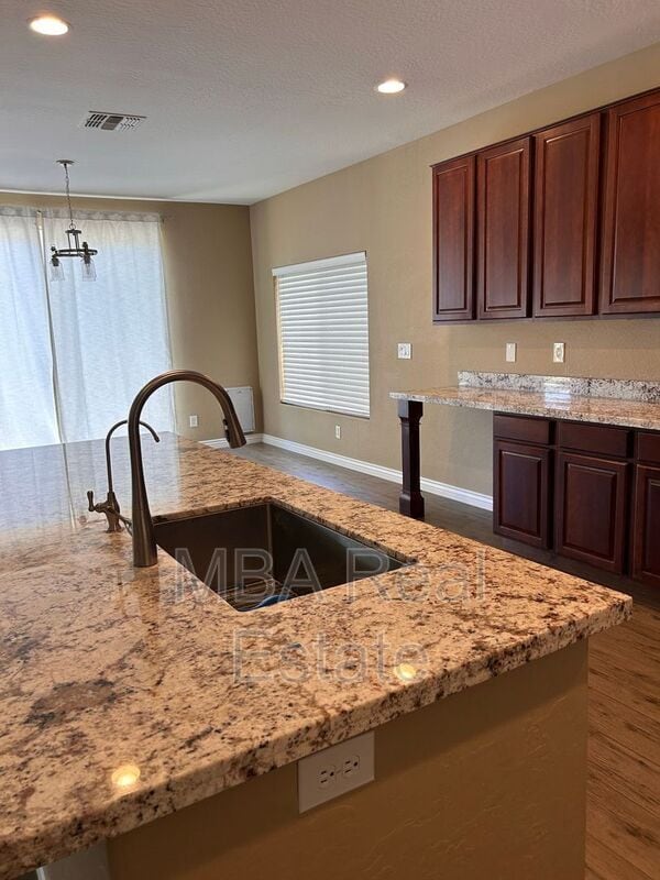 Building Photo - 1407 E Gary Way