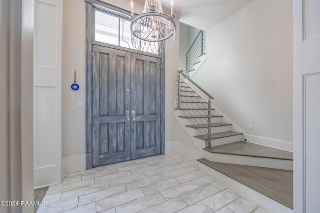 Foto del edificio - 300 Brightwood Dr
