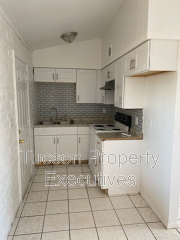 Foto del edificio - 5764 S Park Ave
