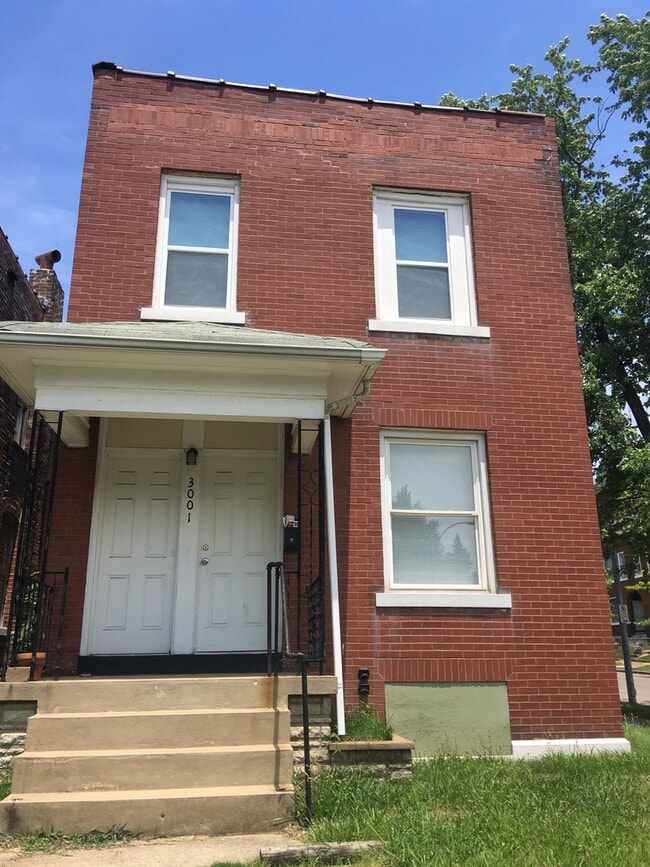 Building Photo - 3001 Miami St