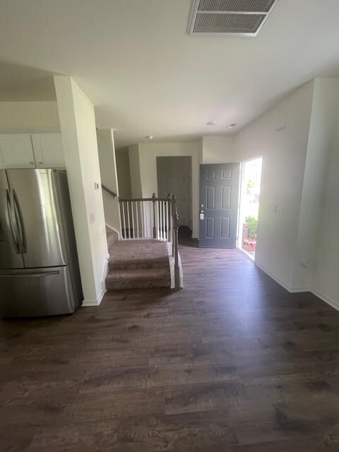 Foto del edificio - Spacious 3-Bedroom, 2.5-Bath Home in a Gre...