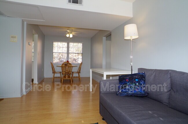 Building Photo - 6616 Boulevard View