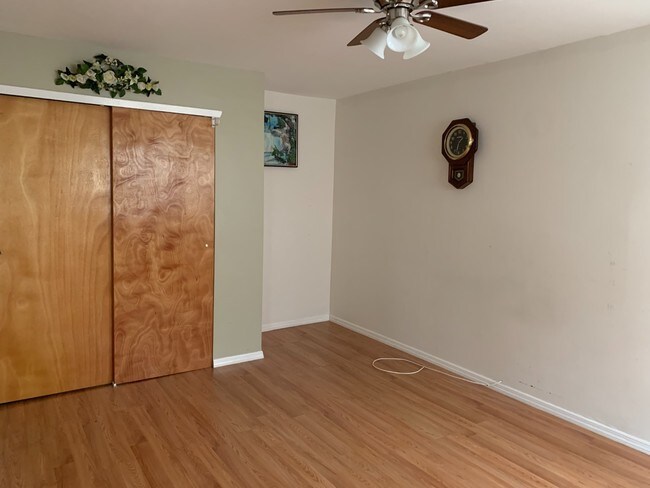 Foto del edificio - 2892 Victory Blvd