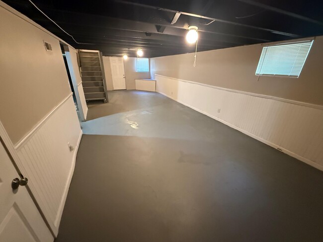 Foto del edificio - 7129 Dawson Pl