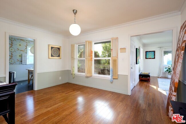 Foto del edificio - 5615 Wenlock St