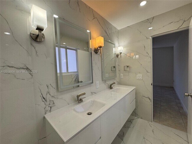 Foto del edificio - 15428 SW 50th Terrace