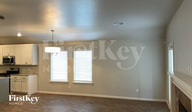 Building Photo - 16716 Doyle Dr