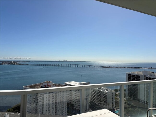 Building Photo - 218 SE 14th St