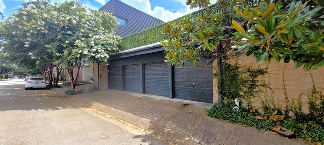 Foto del edificio - 1115 Autrey St