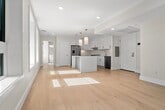 Primary Photo - 305 Border St