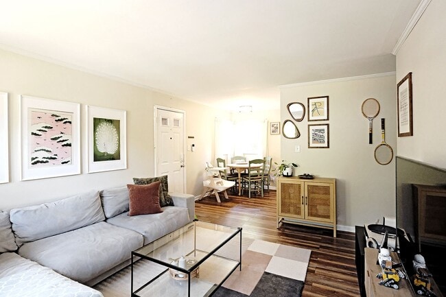 Building Photo - Pet-Friendly Fry's Spring Home With Fenced Yard