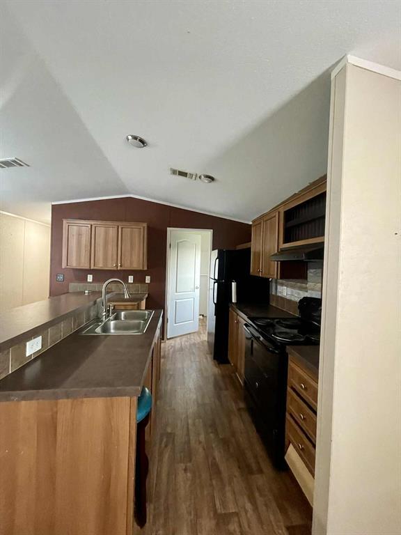 Foto del edificio - 8810 Los Robles Ave