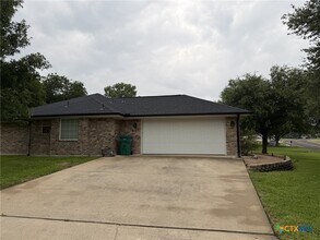 Building Photo - 621 S Roy Reynolds Dr