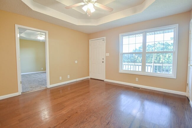 Foto del edificio - Pet Friendly Three Bedroon!