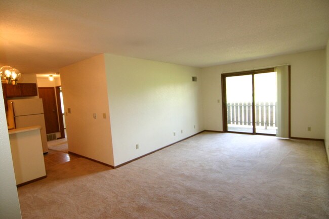 Foto del edificio - 3005 Woodland Ave