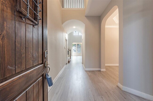 Foto del edificio - 3302 Indigo Acres Ct