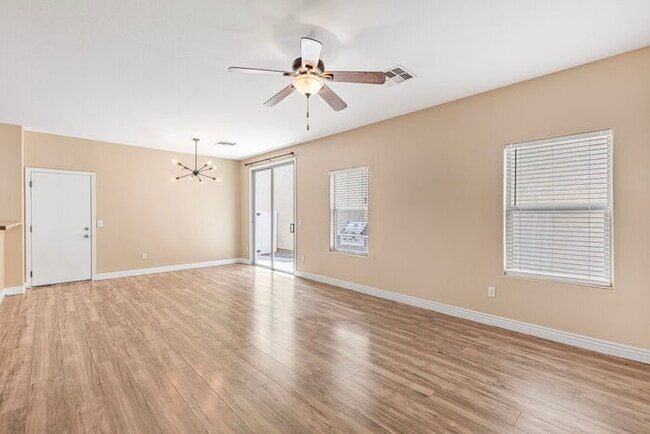 Building Photo - 3828 E Jasper Dr