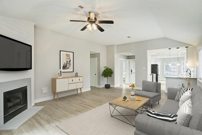 Building Photo - 7019 Echo Pines Dr