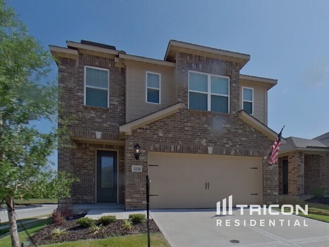 Building Photo - 1221 Bullock Dr