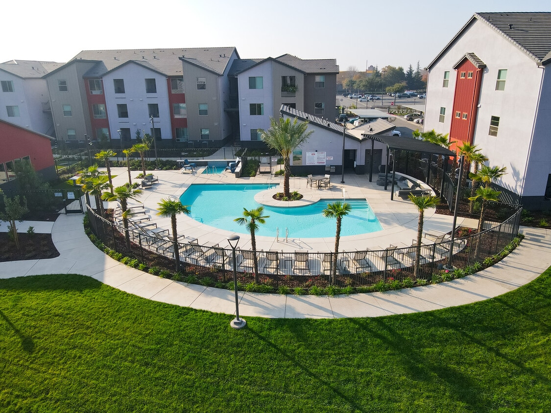 The Atherton Apartments in Manteca, CA